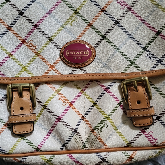 SOLD Coach shoulder/crossbody bag - Picture 2 of 9